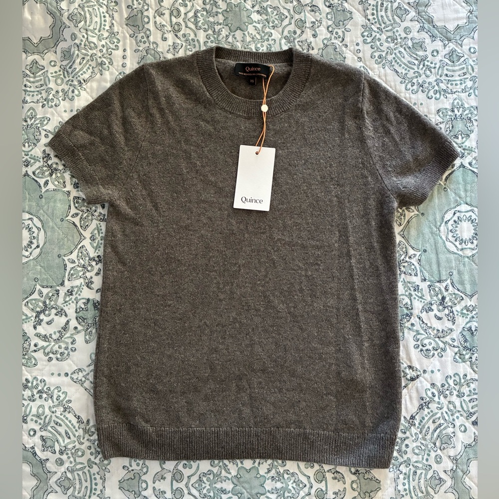 NWT Quince 100% cashmere tee sweater knit in elk brown size XS Carolyn besette - Picture 4 of 7